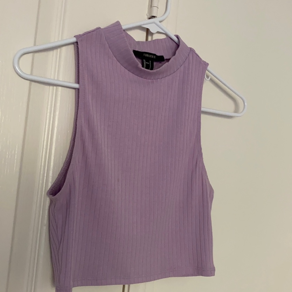 Purple cropped and ribbed tank top